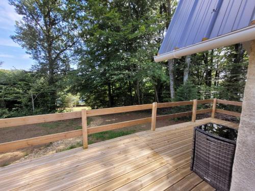 Neuvic Chalet De Esquí | Petite maison vue sur Lac de la Triouzoune Neuvic