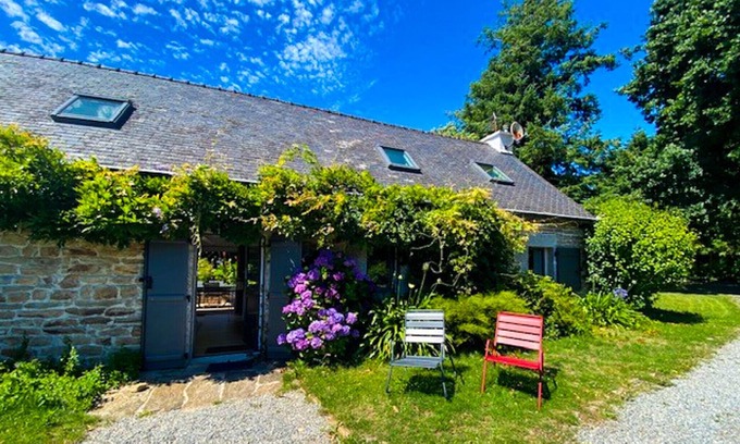 Concarneau Casa | -PÉTREL- MAISON DE CAMPAGNE AVEC GRAND JARDIN