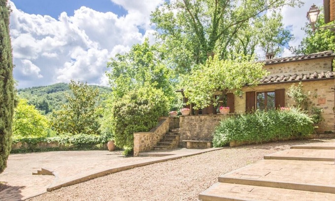 Umbertide Cabaña | Petricci Residence - Casa Terina apartment with shared pool