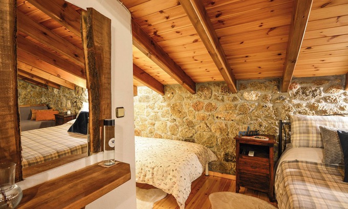 Mesaia Trikala Cama Y Desayuno | Petrino Lodge