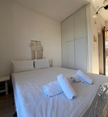 Melissopetra Apartamento | PetrosStudios
