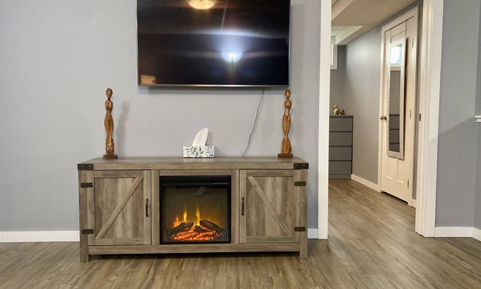 Thunder Bay Apartamento | Pets stay for free! Immaculate 2 bedroom apartment in PA🌞