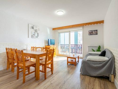 Germ Apartamento | Peyragudes : Appart 8 pers, balcon, parking, wifi - FR-1-695-51