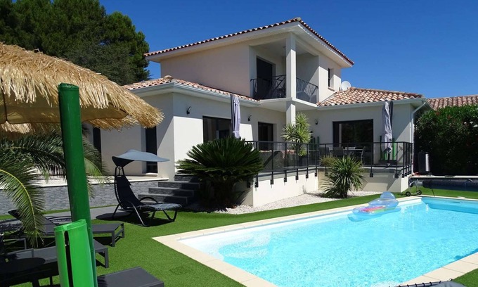 Tourbes Villa | POOL CONTEMPORÁNEO entre mar y montaña CERCA PEZENAS