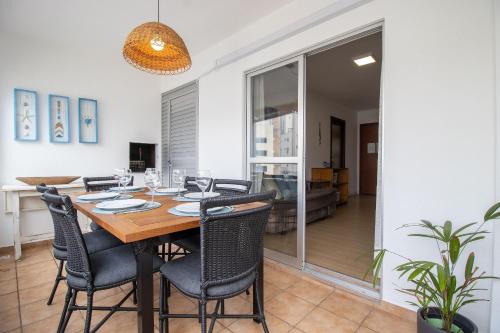 Barra Sul Apartamento | PGB74 - 2Dorm, Climatizado, Churrasq , Av Brasil