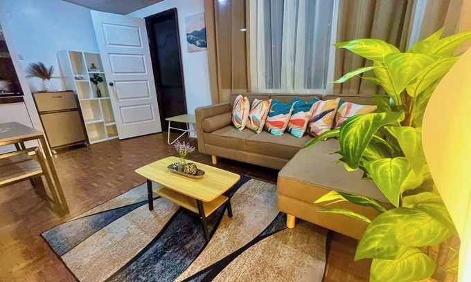 General Santos Cabina | Bloomstone Urban Chill Cabin