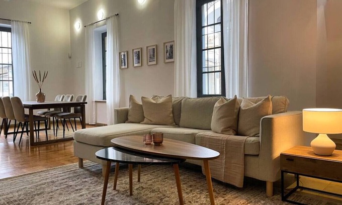 Aglantzia Casa | Phaedrus Living: Cozy Down Town House Aischylou