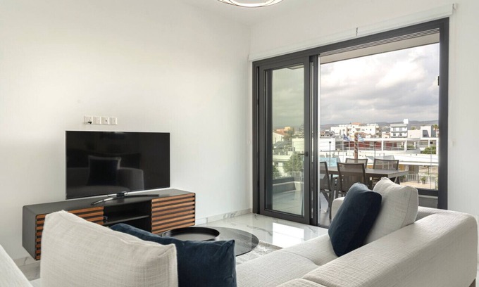 Kato Polemidia Apartamento | Phaedrus Living: Limassol Opalia Residences Jade