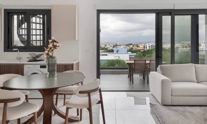 Kato Polemidia Apartamento | Phaedrus Living: Limassol Opalia Residences Pearl