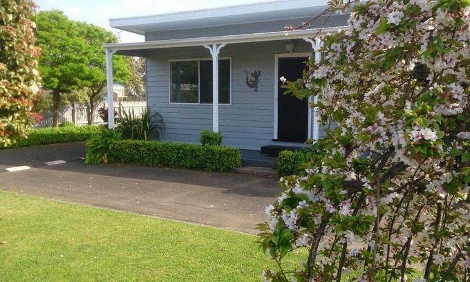 Cowes Casa | Phillip Island Cottages