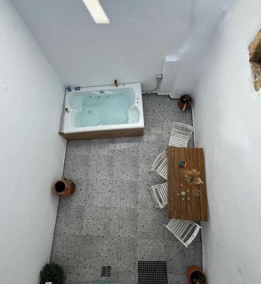 Monopari Casa | Philoxenia traditional house private jacuzzi