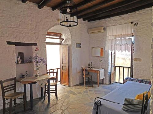 Ano Siros Apartamento | Philoxeno Traditional house - Ano Syros