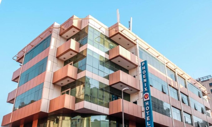 Naif Casa | Suite Ejecutiva Phoenix Dubái