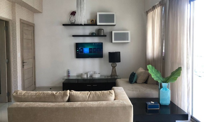 Yolanda Morales Condominio | Piantini escape