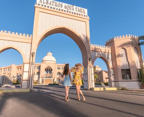 Village Road Complejo | Pickalbatros Aqua Park Resort - Hurghada