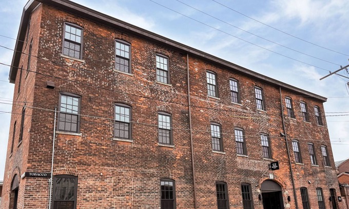 Covington Apartamento | Pickle Factory Eight Unforgettable Rooms Sleeps 16