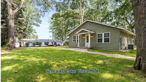 Pullman Casa | Picture Perfect Dual Home on the Lake