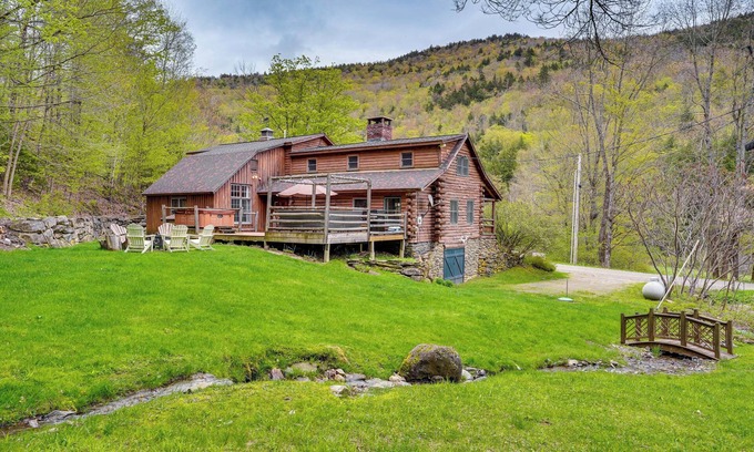 Bridgewater Corners Cabina | ¡NUEVO! Picture-Perfect Vermont Mtn Cabin w / Hot Tub!