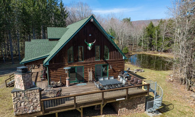 Jewett Casa | Picturesque 5- Bedroom close to Windham and Hunter