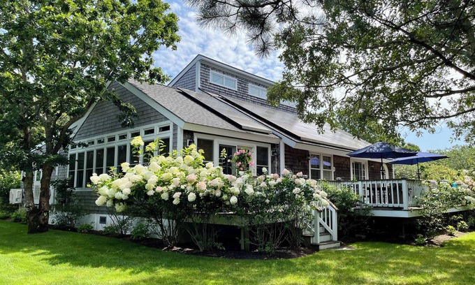 West Tisbury Casa | Actualizado Contemporáneo Inicio zona de Long Point Beach