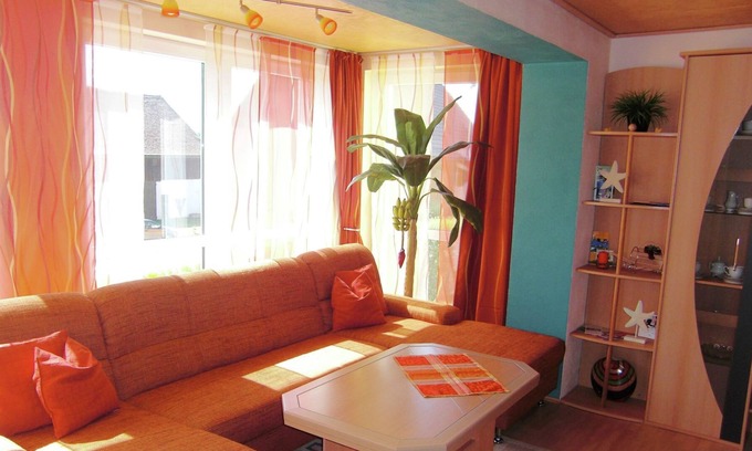 Lichtenhain Apartamento | Espacioso apartamento en Lichtenhain con estanque