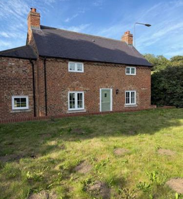 Yarm Casa | Picturesque Riverside luxury cottage in Yarm