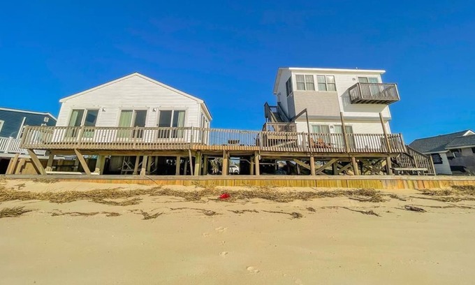 Green Creek Casa | PIERCES POINT HIDEAWAY PROPERTIES (4BR/2.2BA) BAY FRONT IN PIERCES POINT