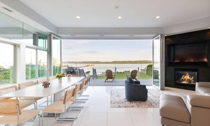 Piermont Casa | Piermont Waterfront Villa!
