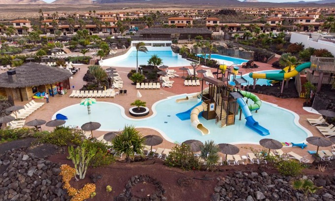 La Oliva Complejo | Pierre & Vacances Resort Fuerteventura OrigoMare