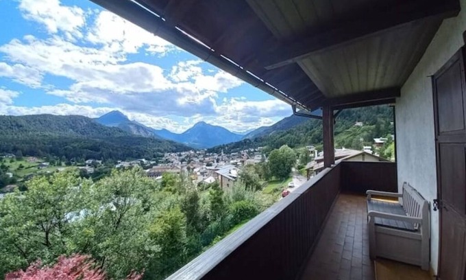 Pieve di Cadore Apartamento | Pieve di Cadore mountain living room