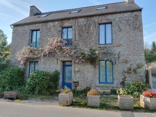 Locronan Casa | pikou panez