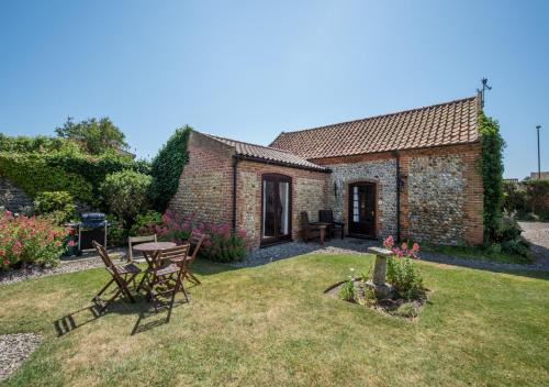 Bacton Casa | Pilgrims Progress