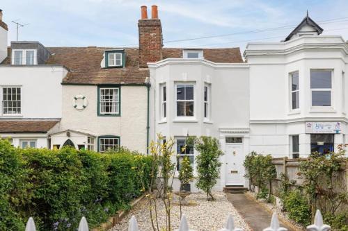 Deal Casa | Pilots Lodge by Deal Castle with free parking