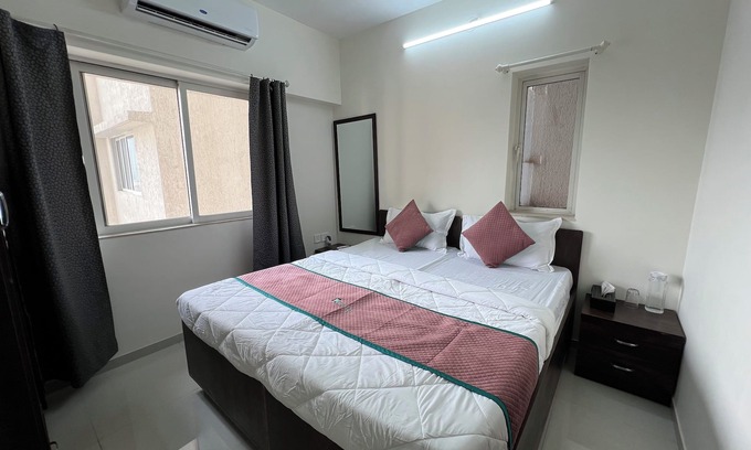 Malad East Apartamento | Pinaki Comfort Stay Malad - Near Nesco & Oberoi Mall