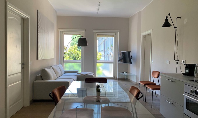 Tricolore Apartamento | Pindemonte 2 Trilo - Dos Habitaciones Piso, Capacidad 5