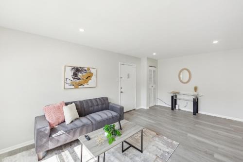 Newark Apartamento | Pine Brook 509 I Corporate 15br Apt I Parking