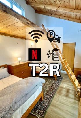Khaira Gali Apartamento | Pine Edge by T2R - Luxury Duplex Apartment Private Parking & Stunning Views in Khaira Gali near to Nathia Gali & Muree