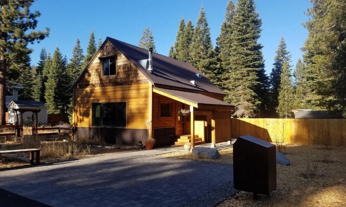 Tahoe Paradise Casa | Pine Lantern Retreat