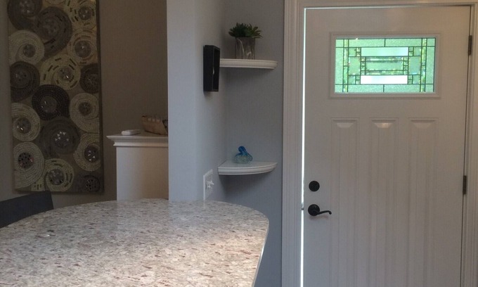 Scarborough Apartamento | Pine Point Beach - Private, quaint, charming space