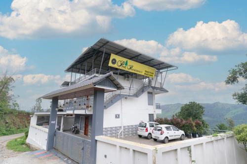 Elappara Cama Y Desayuno | Pine Residency, Vagamon