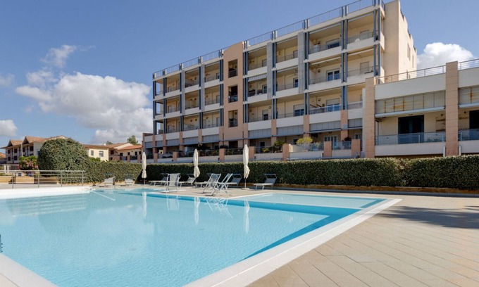 Torre Grande Apartamento | Pine & Sea Hideaway - Torre Grande