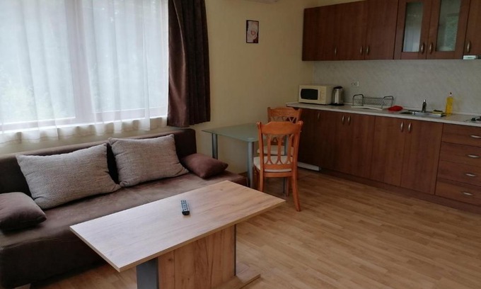 Shiligarnika Apartamento | Pine trees apartments