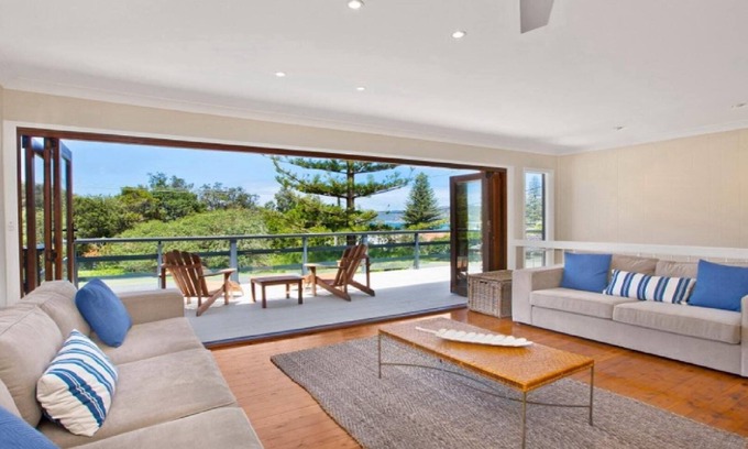 North Avoca Casa | VISTA DEL PINO, AVOCA DEL NORTE - DIRECTAMENTE A TRAVÉS DE LA PLAYA, VISTAS AL MAR, AMIGO DEL ANIMAL DOMÉSTICO