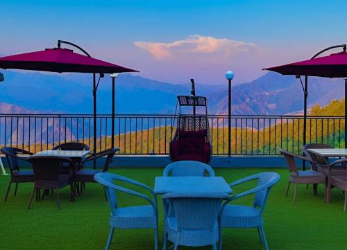 Mussoorie Hotel | Pine View Luxury Resort with Mountain View & Premium Rooms