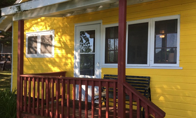 Chetek Cabina | Pine - Vintage Lakefront Cabin in NW Wisconsin