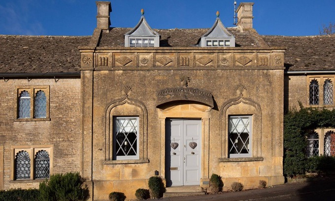 Longborough Cabaña | Pineapple Spa Cottage, Lower Swell - sleeps 4 guests in 2 bedrooms