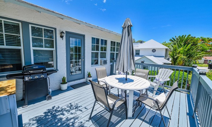 Old Northwood Apartamento | Pineapple Upper Deck Guesthouse Near Beaches/Shopping/Dining, Ballparks&Downtwn!