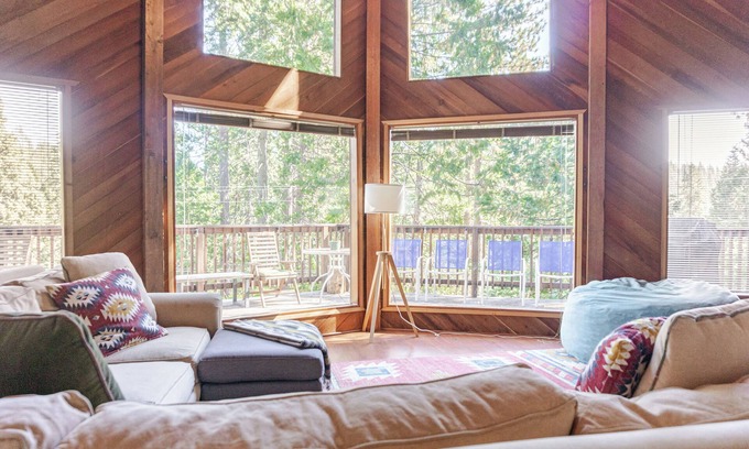 Long Barn Casa | Pinecrest Family fun near Dodge Ridge