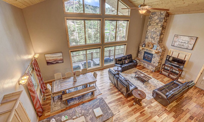 Brian Head Cabina | Pinehurst Cabin – Epic Views of Giant Steps and the Brian Head Resort