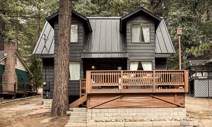 Green Valley Lake Cabina | Pineland Getaway – Serene Escape